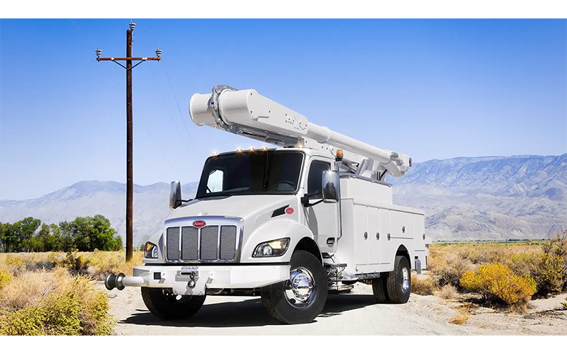 Peterbilt 537 Peterbilt_537_Utility_Truck3_1200x672_MediumDuty