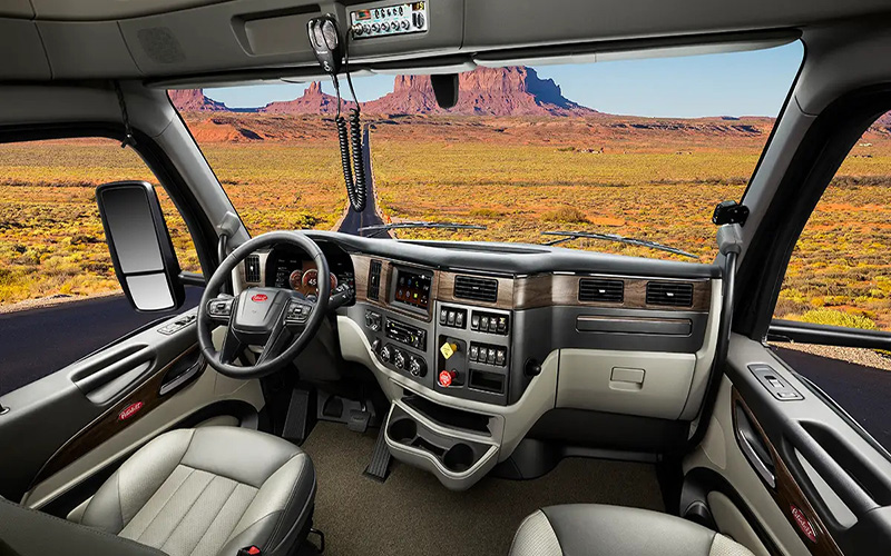 Peterbilt 579 - image 5 of 6