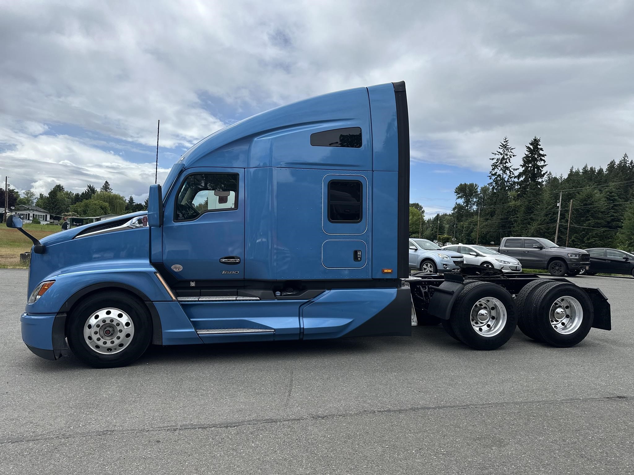 2022 KENWORTH T680 - image 5 of 6