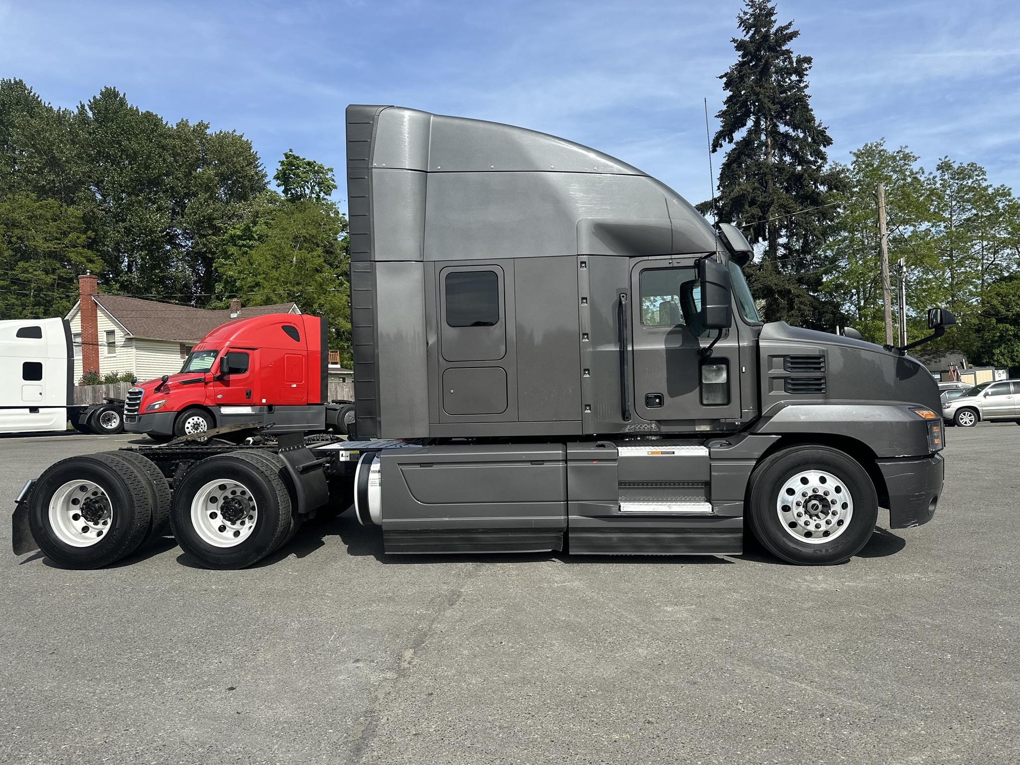 2019 MACK ANTHEM 64T - image 4 of 6