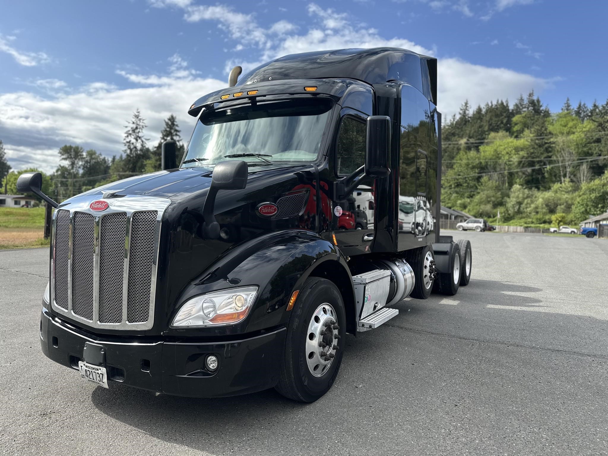2018 PETERBILT 579 - image 1 of 6