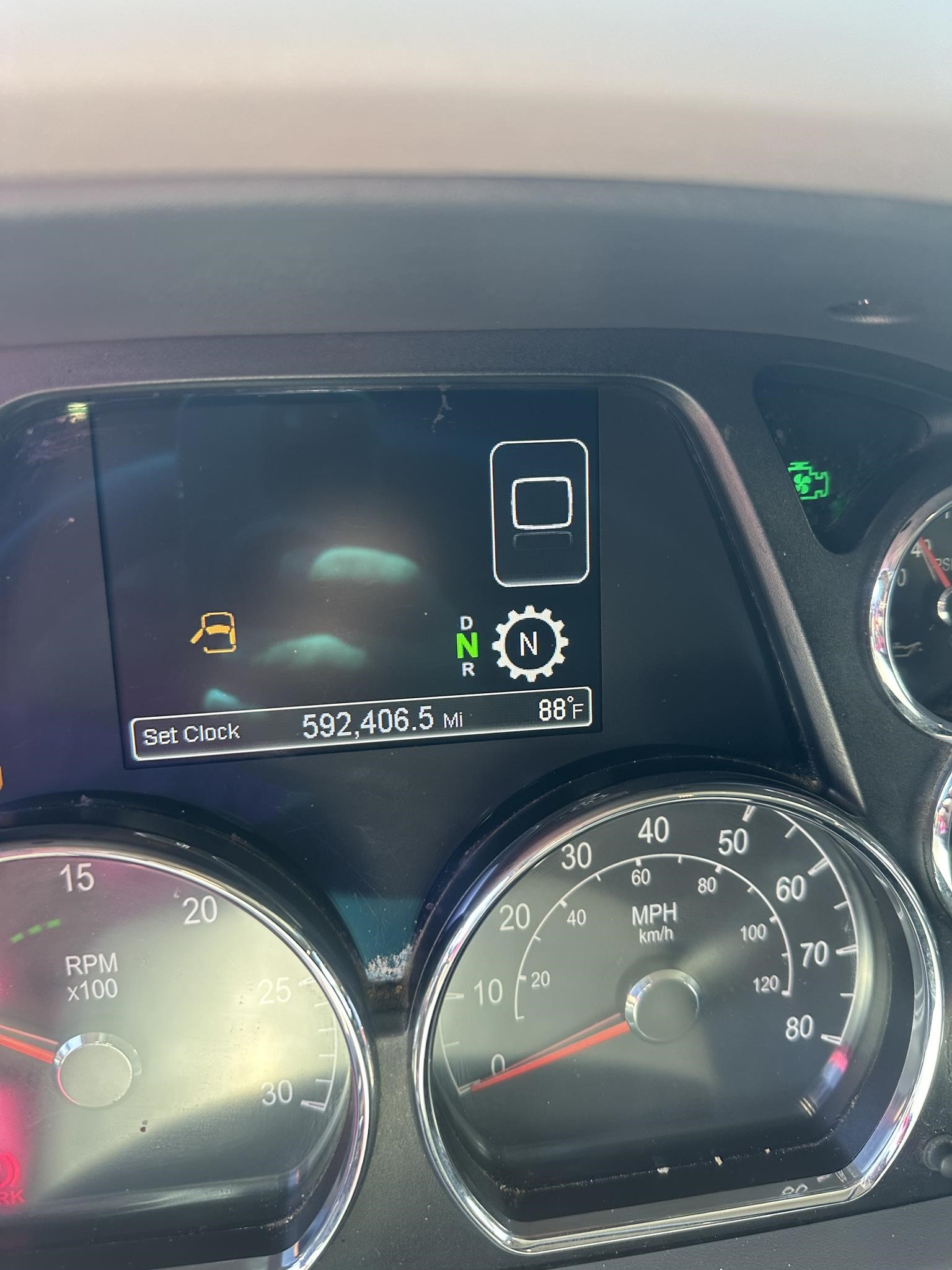 2018 PETERBILT 579 - image 6 of 6