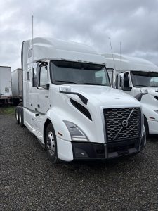 2022 VOLVO VNL64T760 10025855830