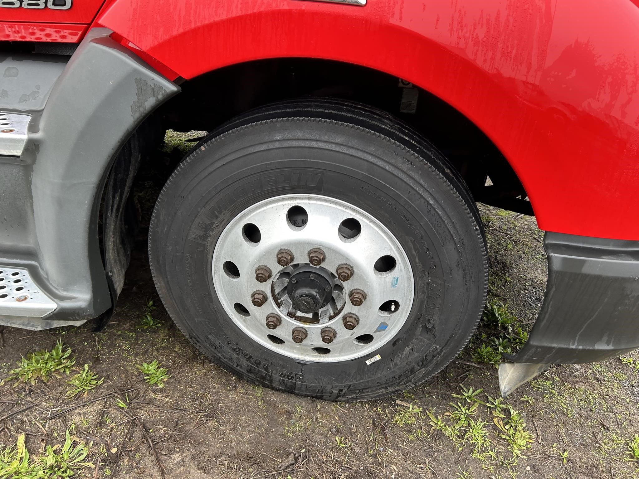 2021 KENWORTH T680 2021 KENWORTH T680 - image 2 of 6