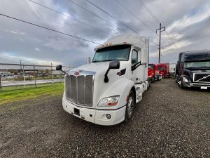 2019 PETERBILT 579 10028516321