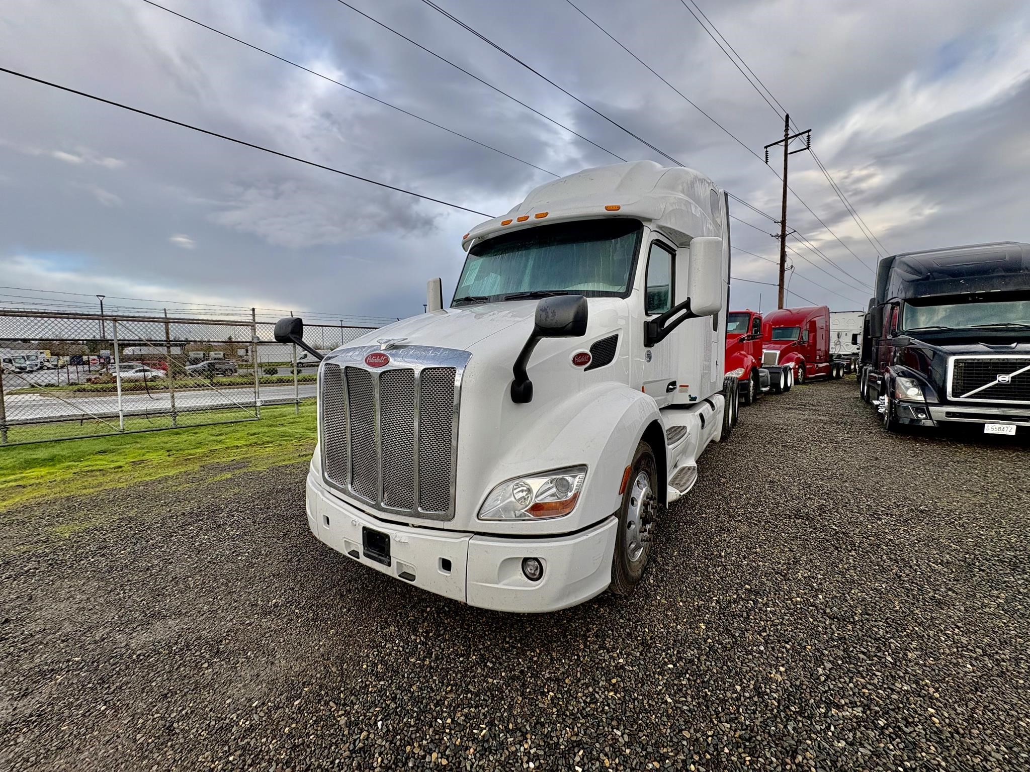 2019 PETERBILT 579 2019 PETERBILT 579 - image 1 of 6