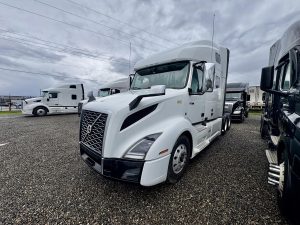 2022 VOLVO VNL64T760 10028555972