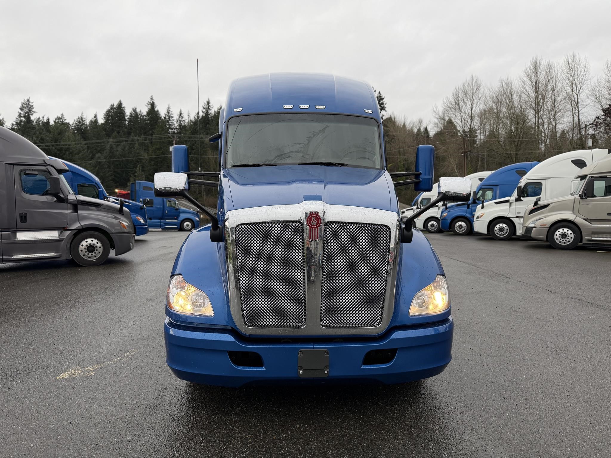 2021 KENWORTH T680 2021 KENWORTH T680 - image 2 of 6