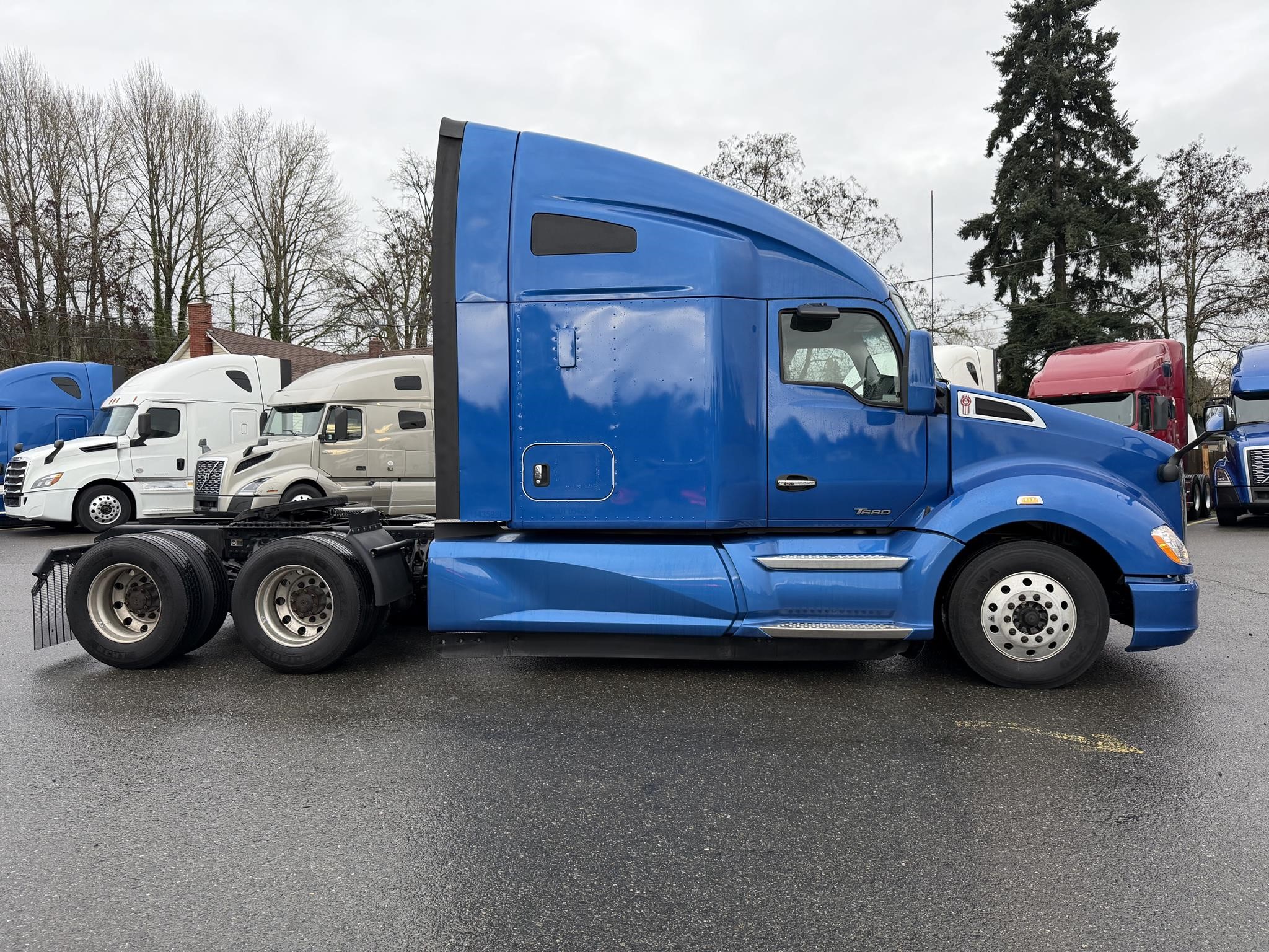 2021 KENWORTH T680 2021 KENWORTH T680 - image 4 of 6