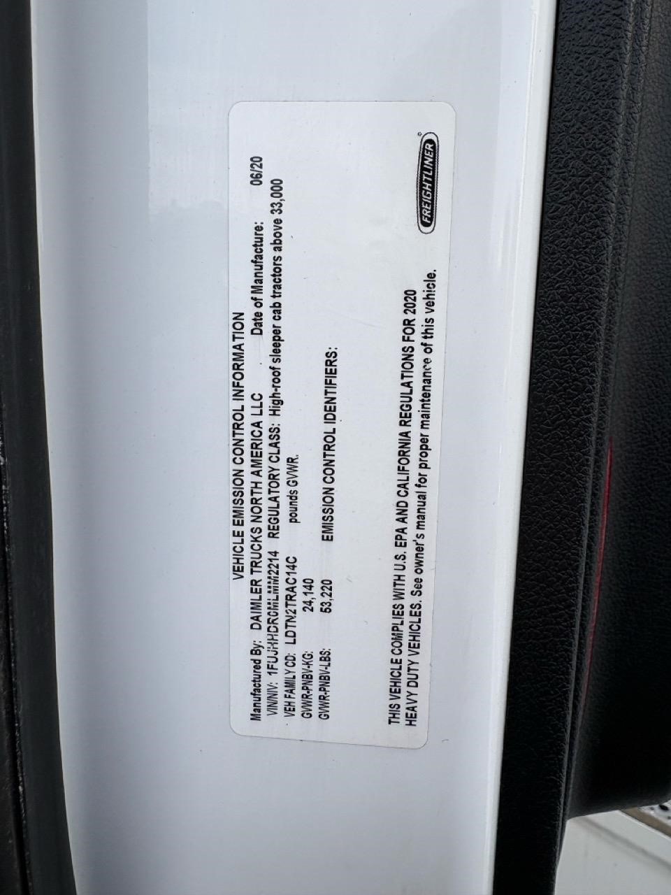 2021 FREIGHTLINER CASCADIA 126 2021 FREIGHTLINER CASCADIA 126 - image 5 of 6