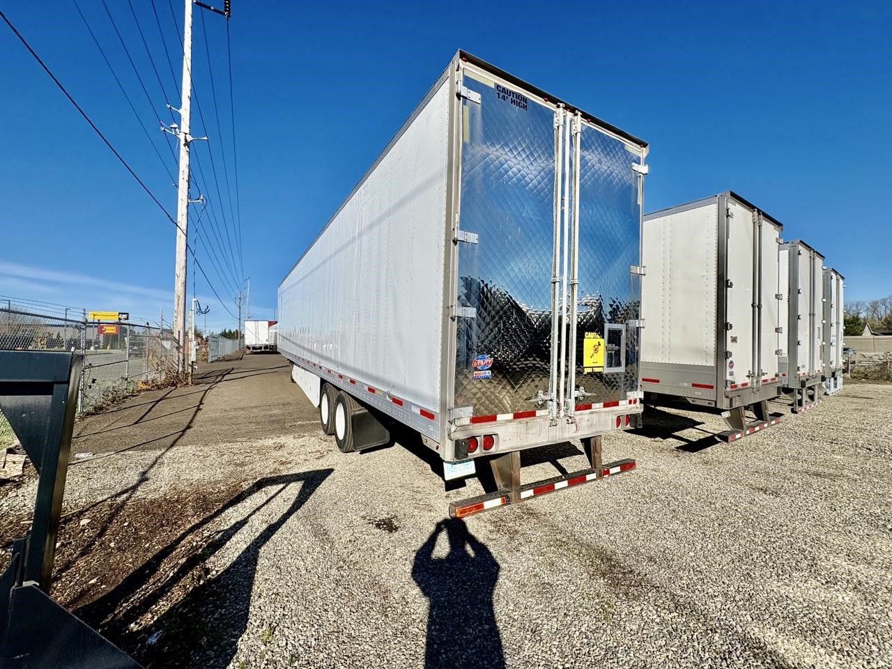 2015 UTILITY 4000D-X 2015 UTILITY 4000D-X - image 3 of 6