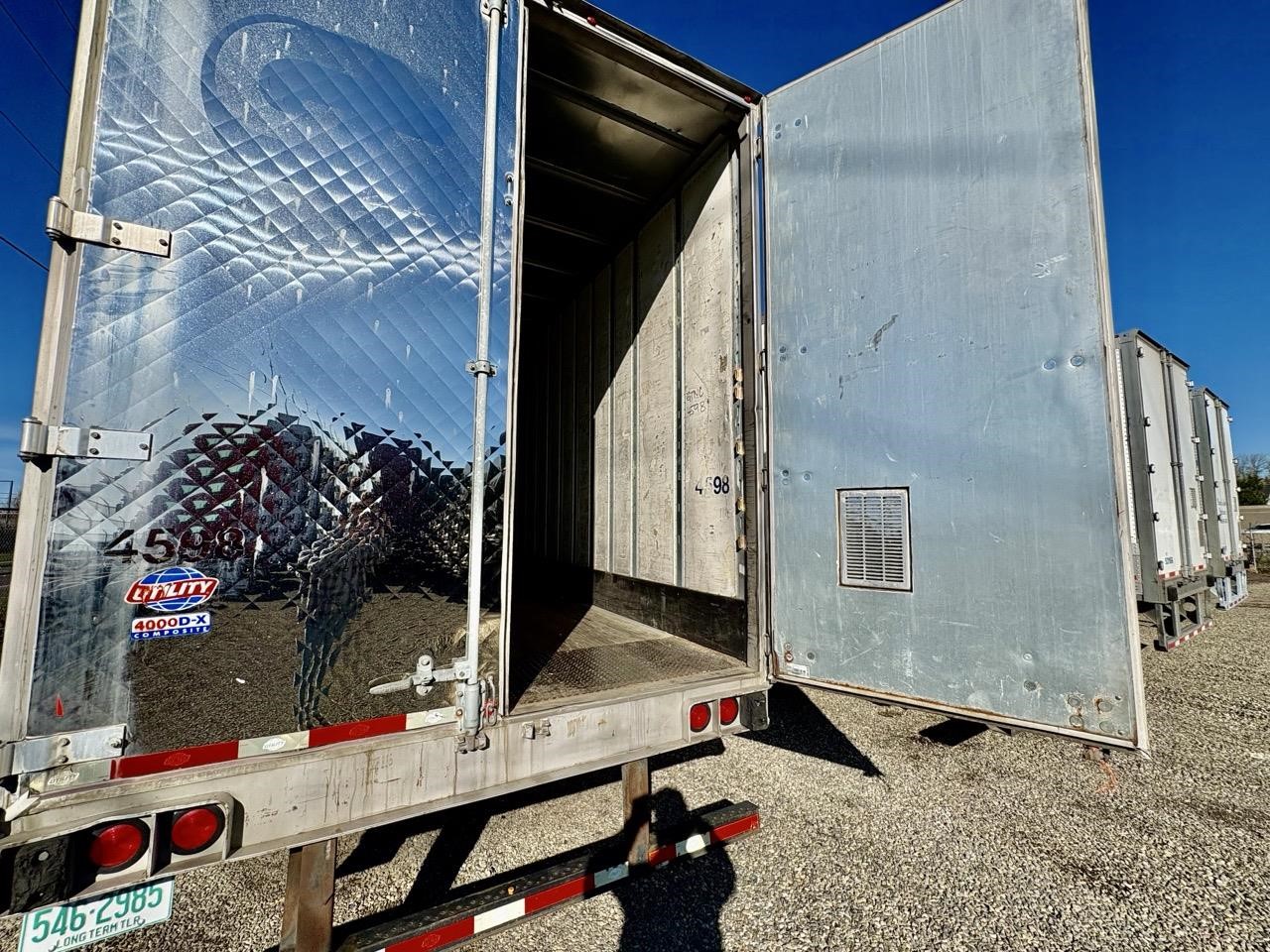 2015 UTILITY 4000D-X 2015 UTILITY 4000D-X - image 6 of 6