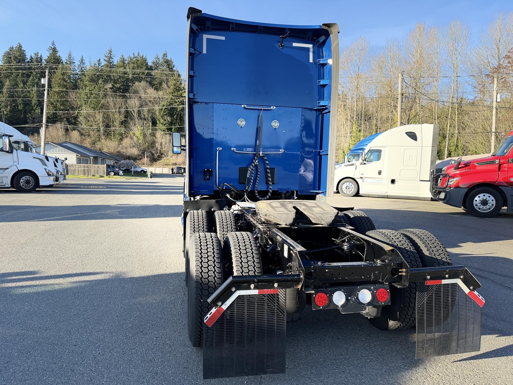 2022 KENWORTH T680 - image 5 of 6