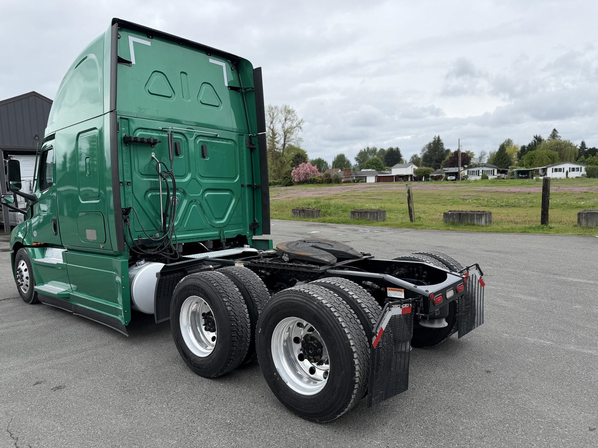 2022 FREIGHTLINER CASCADIA 126 - image 6 of 6