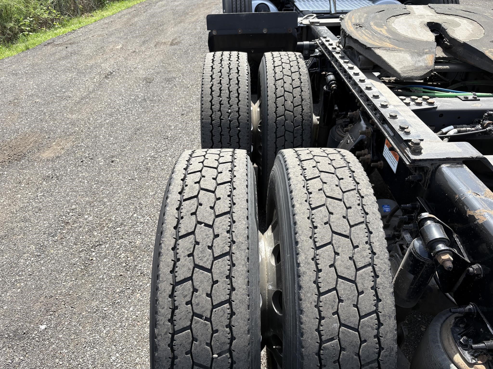 2020 FREIGHTLINER CASCADIA 113 - image 6 of 6