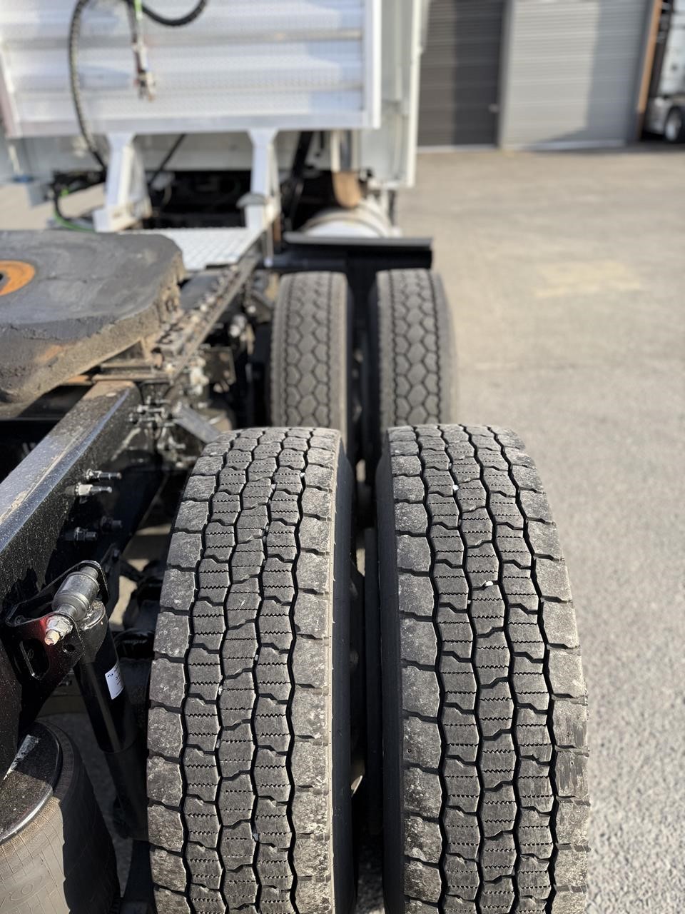2018 VOLVO VNL64T730 11023299112 2018 VOLVO VNL64T730 11023299112
