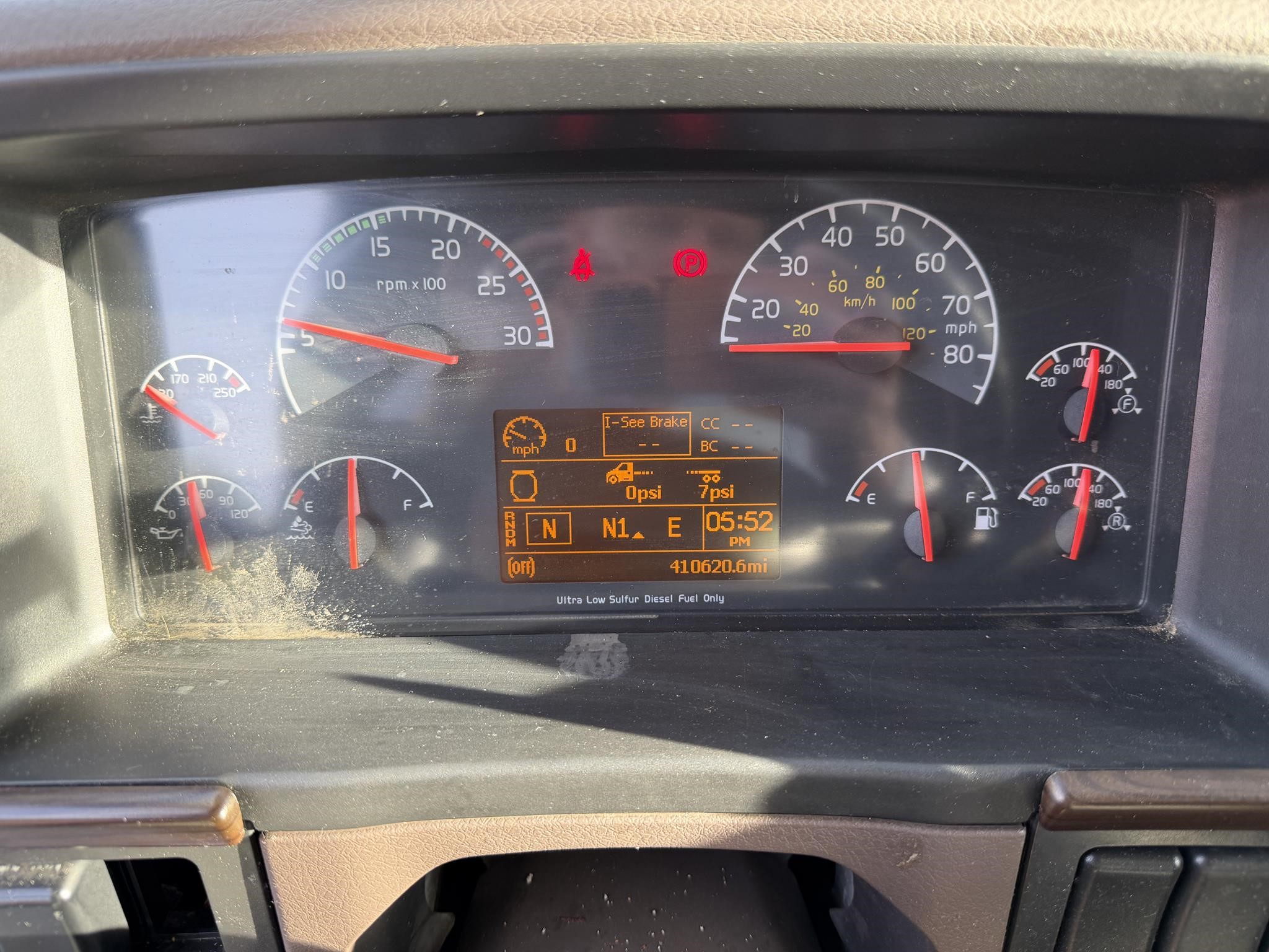 2018 VOLVO VNL64T730 11023299465 2018 VOLVO VNL64T730 11023299465