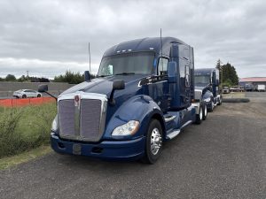 2022 KENWORTH T680 11024394175
