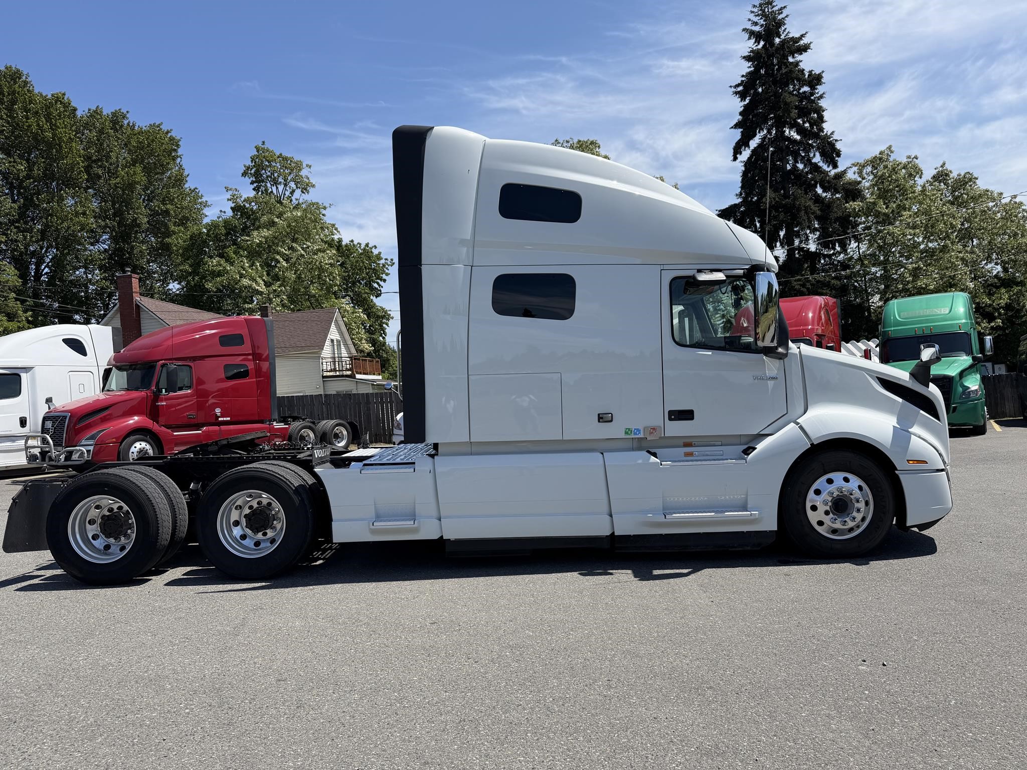 2024 Volvo VNL 760 — photo 4