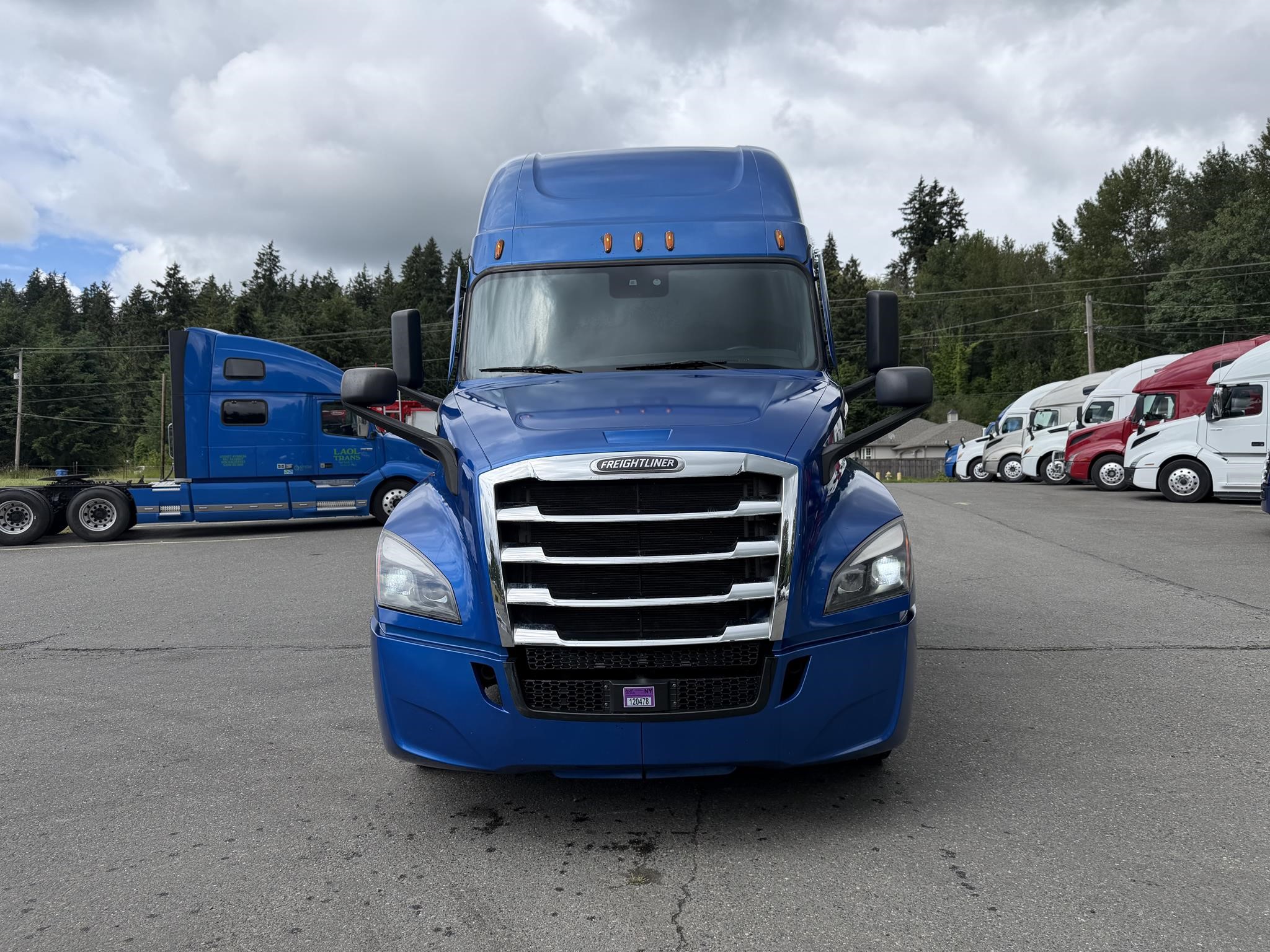 2022 FREIGHTLINER CASCADIA 126 11025215524 2022 FREIGHTLINER CASCADIA 126 11025215524