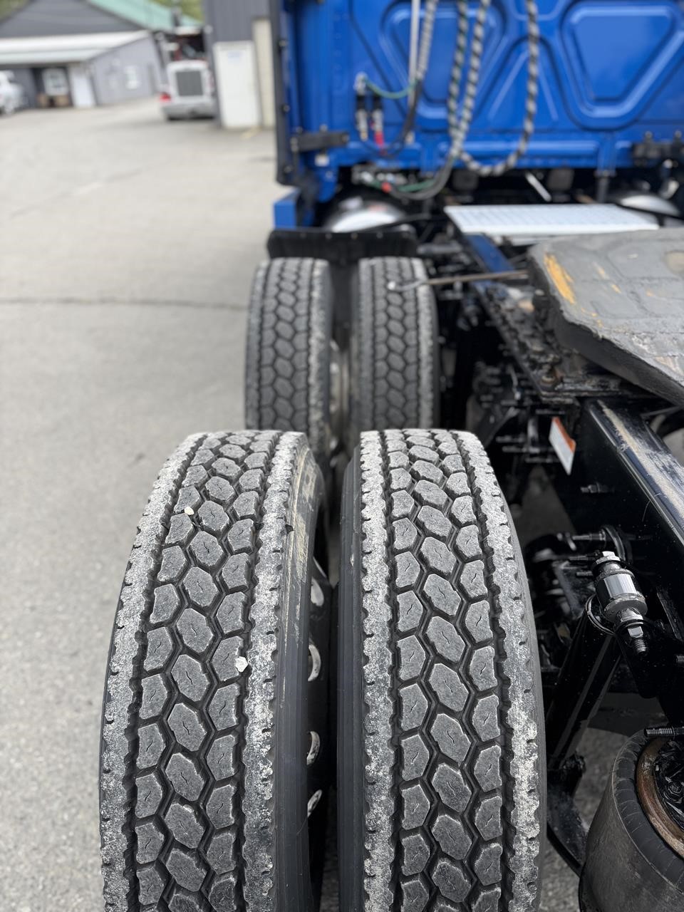 2022 FREIGHTLINER CASCADIA 126 11025215542 2022 FREIGHTLINER CASCADIA 126 11025215542