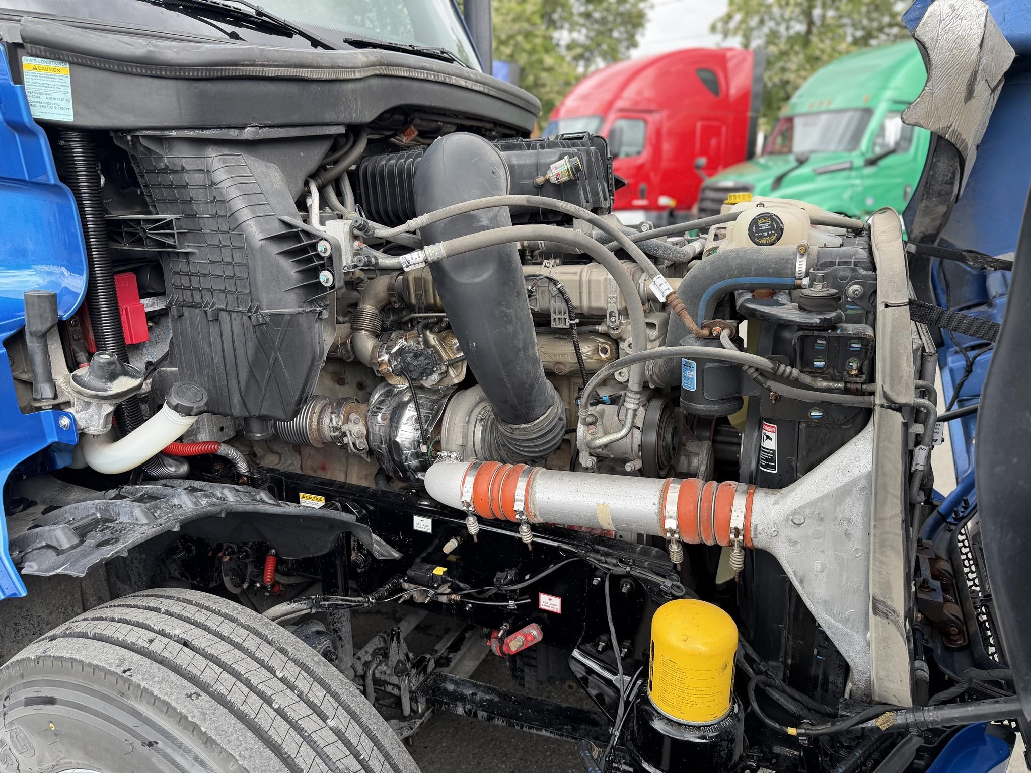 2022 FREIGHTLINER CASCADIA 126 11025215551 2022 FREIGHTLINER CASCADIA 126 11025215551