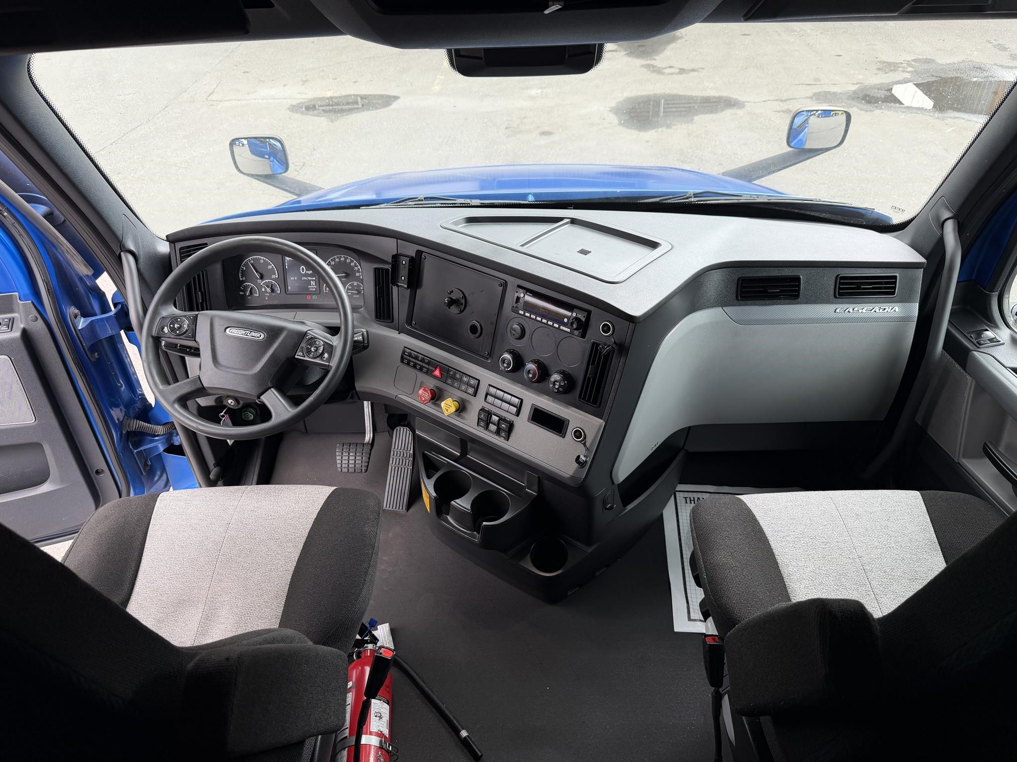 2022 FREIGHTLINER CASCADIA 126 11025215589 2022 FREIGHTLINER CASCADIA 126 11025215589