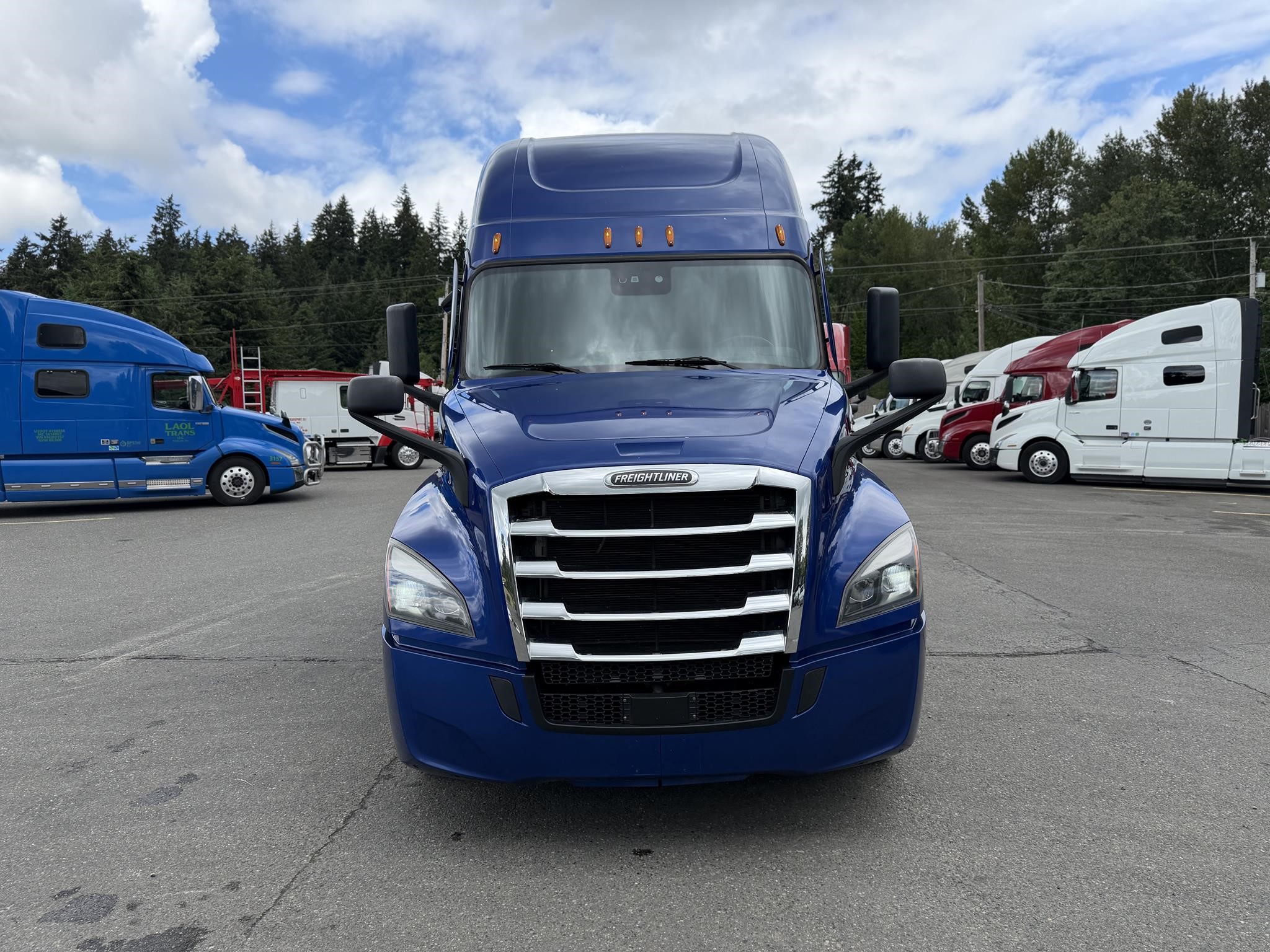 2022 FREIGHTLINER CASCADIA 126 11025217212 2022 FREIGHTLINER CASCADIA 126 11025217212