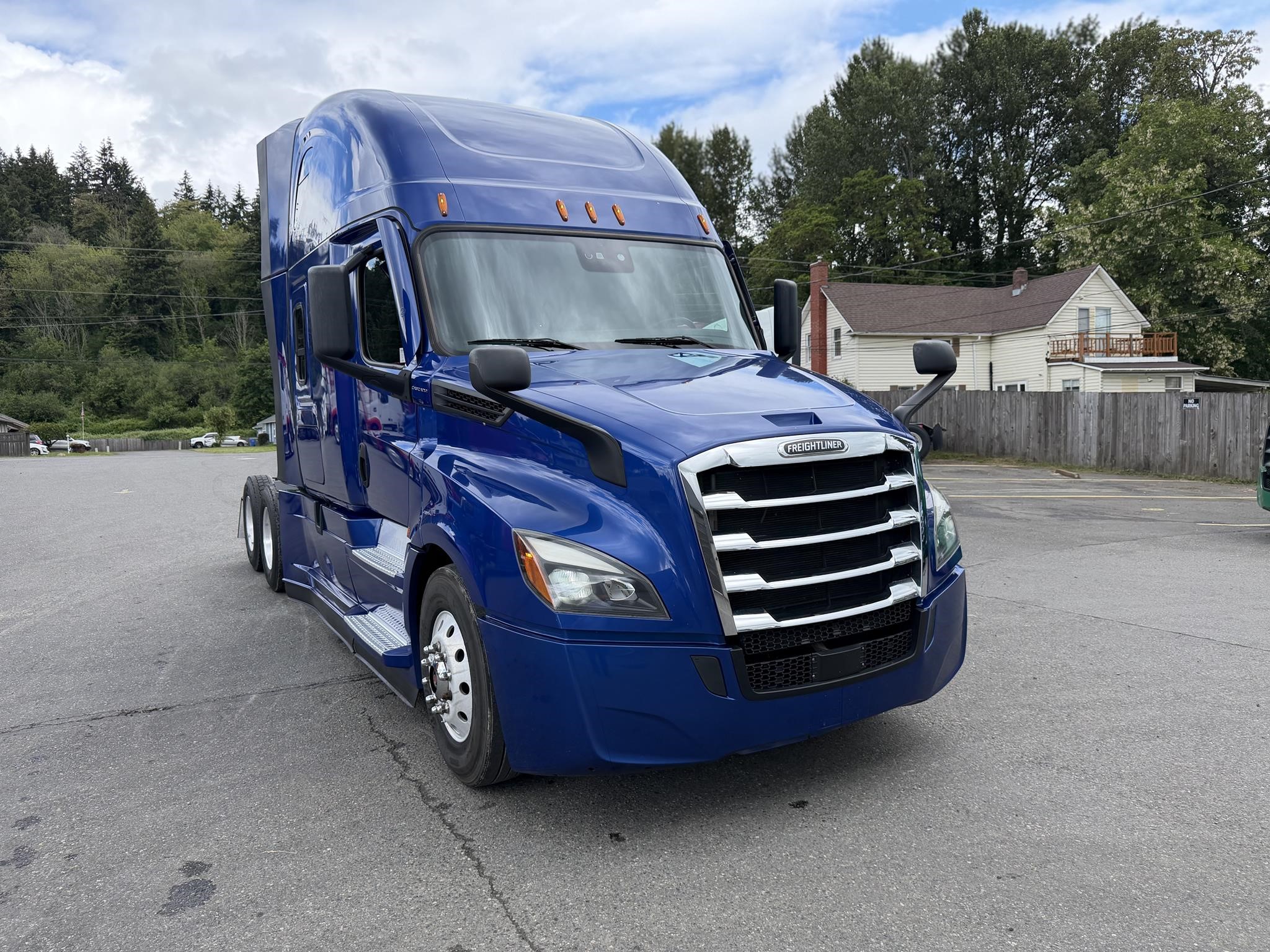 2022 FREIGHTLINER CASCADIA 126 11025217228 2022 FREIGHTLINER CASCADIA 126 11025217228