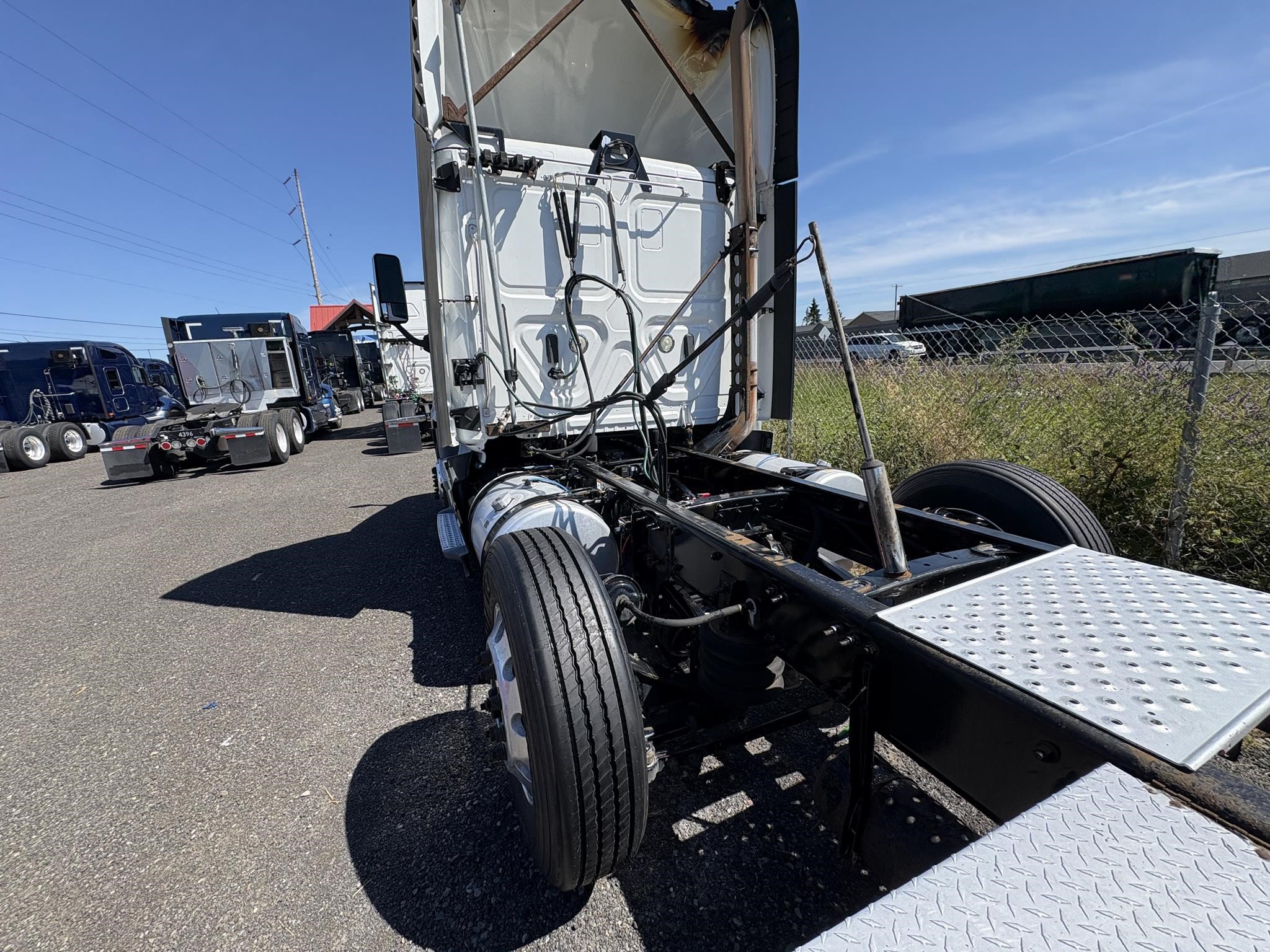 2020 FREIGHTLINER CASCADIA 125 11026512974 2020 FREIGHTLINER CASCADIA 125 11026512974