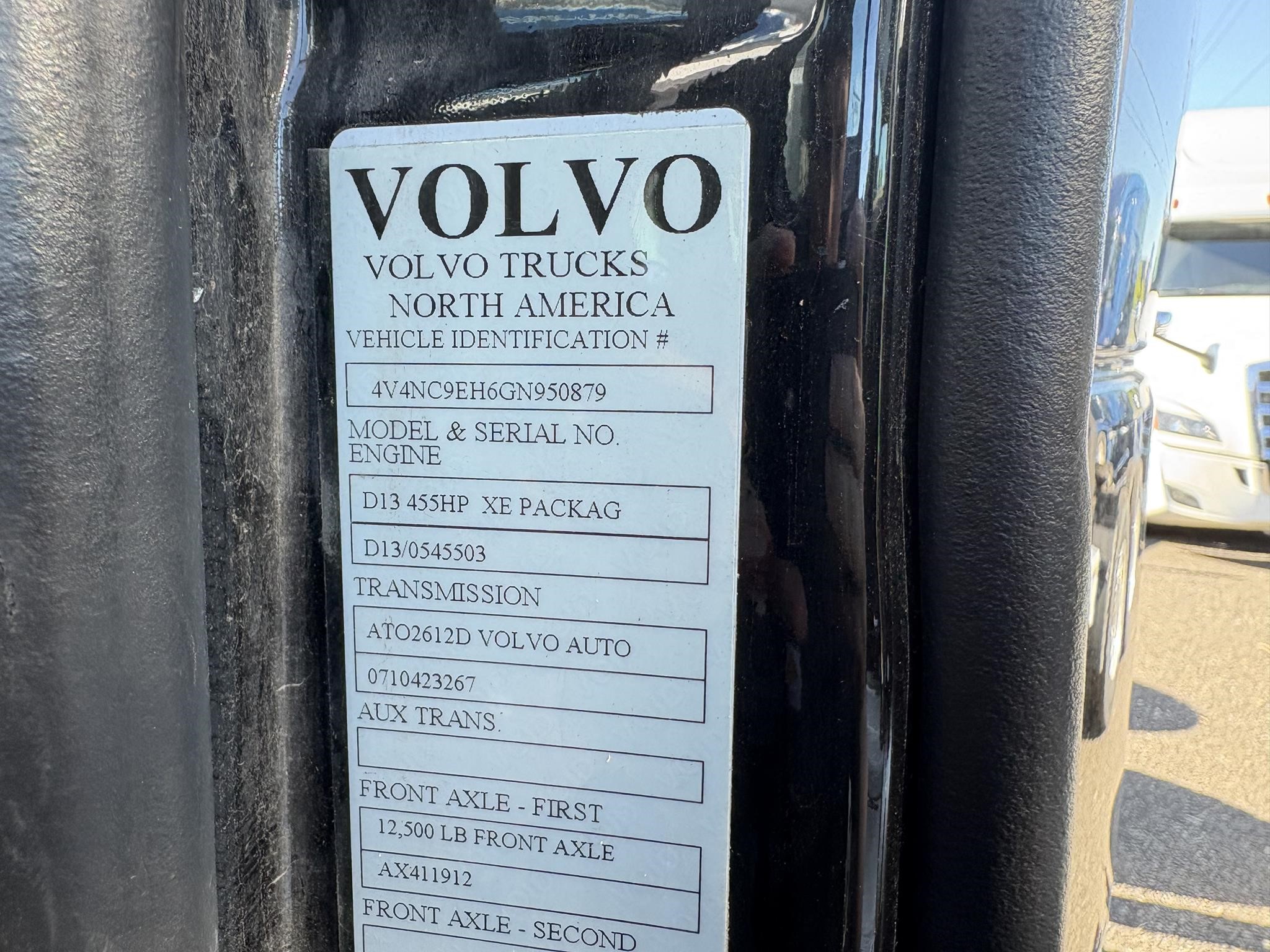 2016 VOLVO VNL64T780 11026743050 2016 VOLVO VNL64T780 11026743050