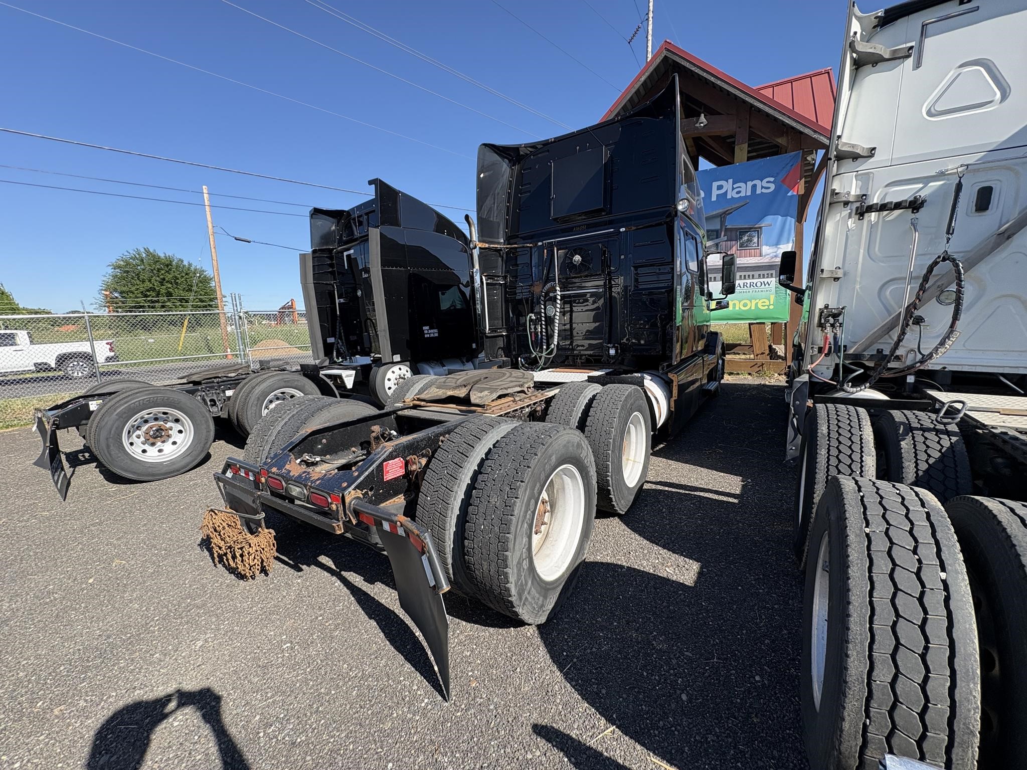 2016 VOLVO VNL64T780 11026743208 2016 VOLVO VNL64T780 11026743208