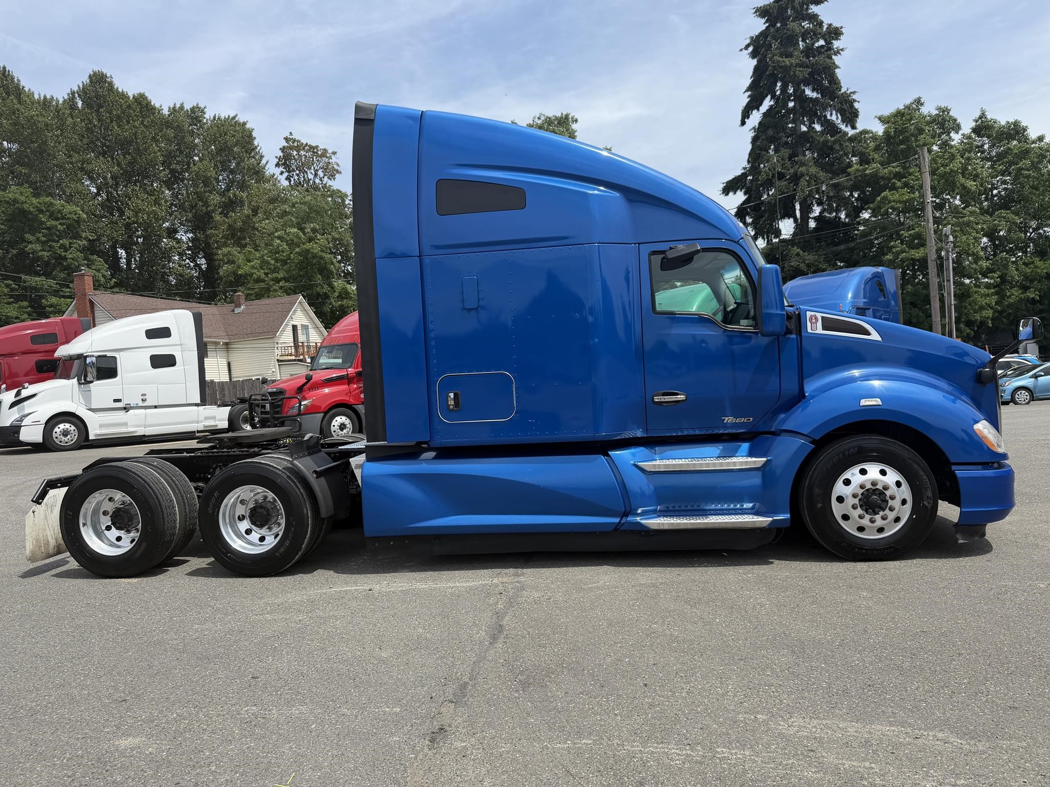 2021 KENWORTH T680 2021 KENWORTH T680 - image 4 of 6