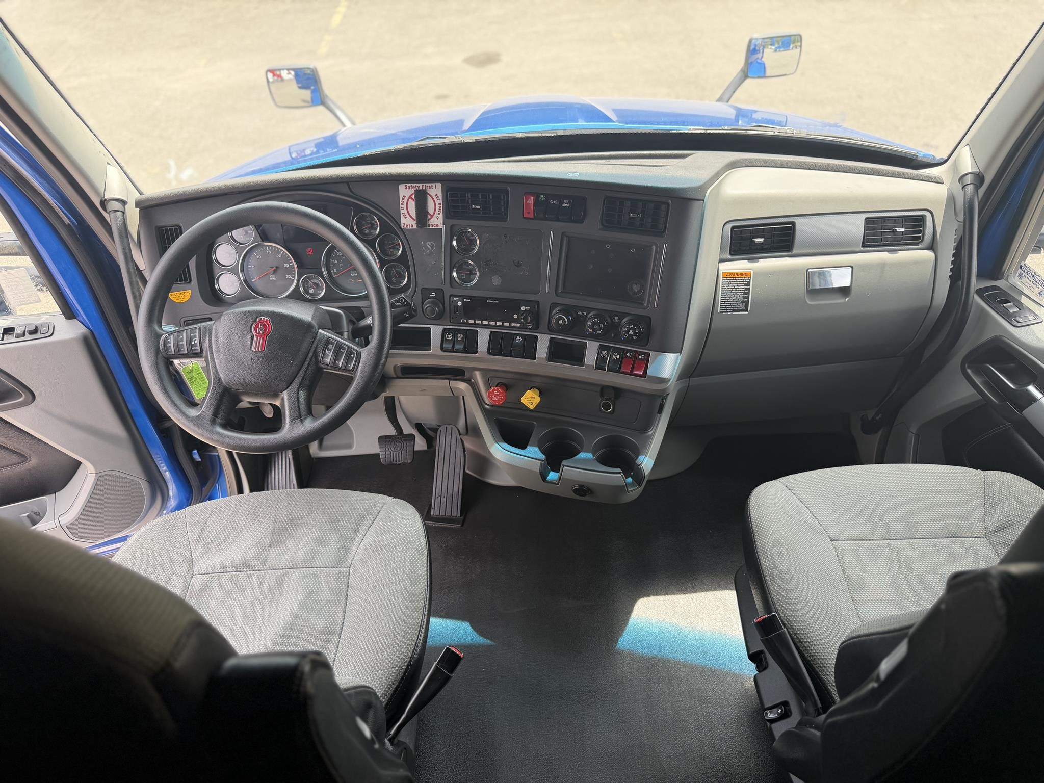 2021 KENWORTH T680 11030550864 2021 KENWORTH T680 11030550864