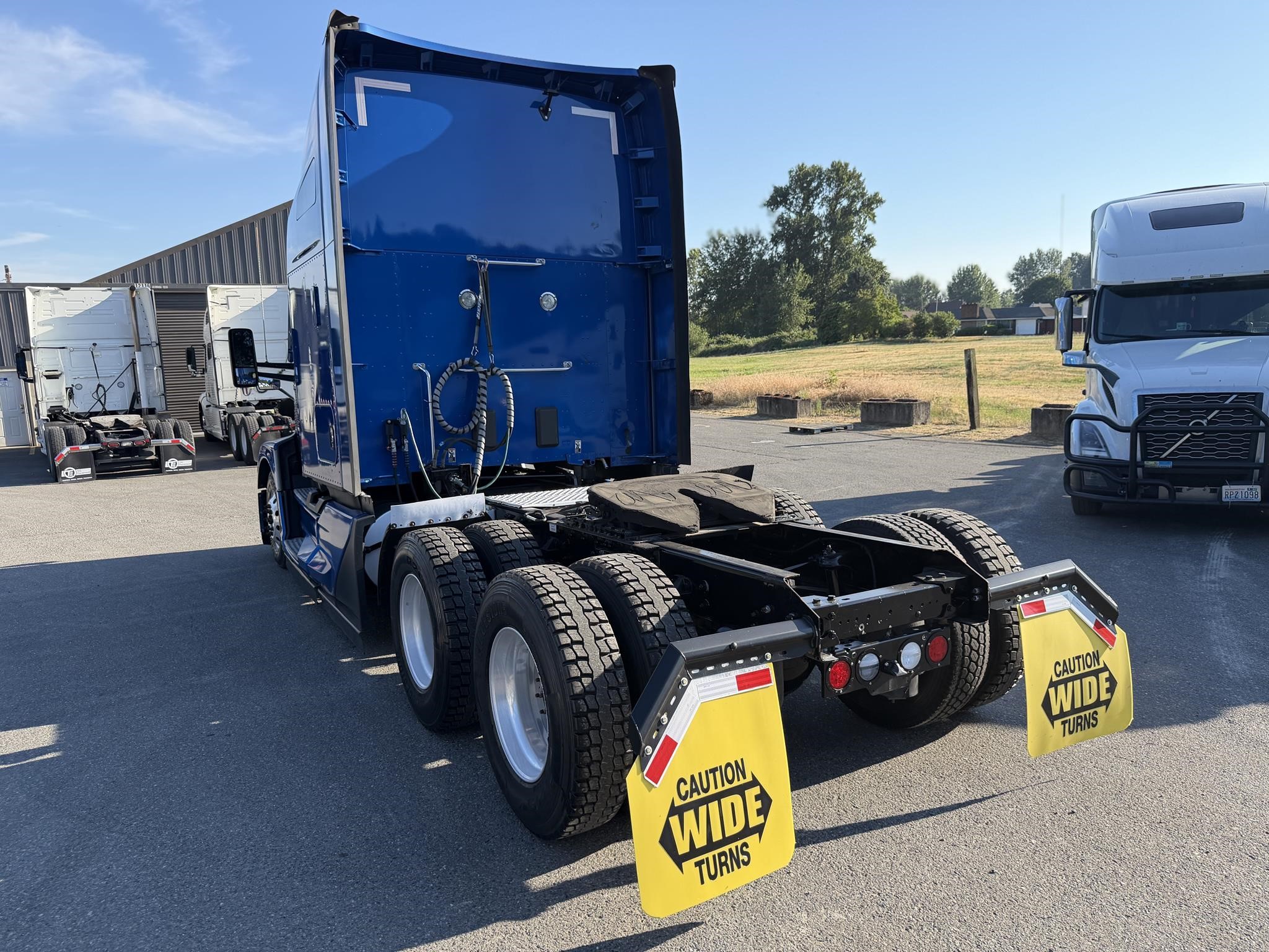 2022 Kenworth T680 in Ridgefield, WA — photo 6