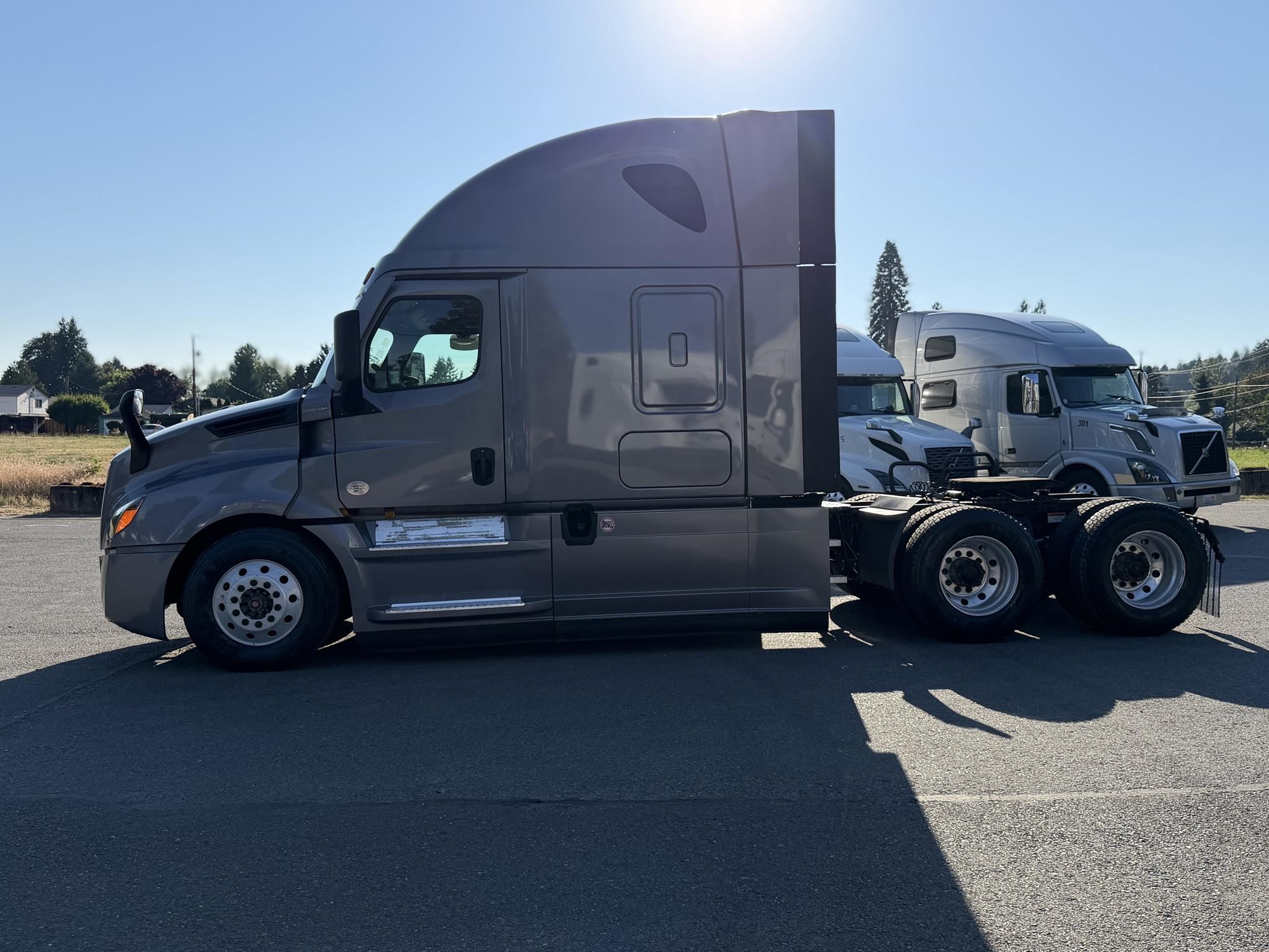 2022 FREIGHTLINER CASCADIA 126 11032524193 2022 FREIGHTLINER CASCADIA 126 11032524193