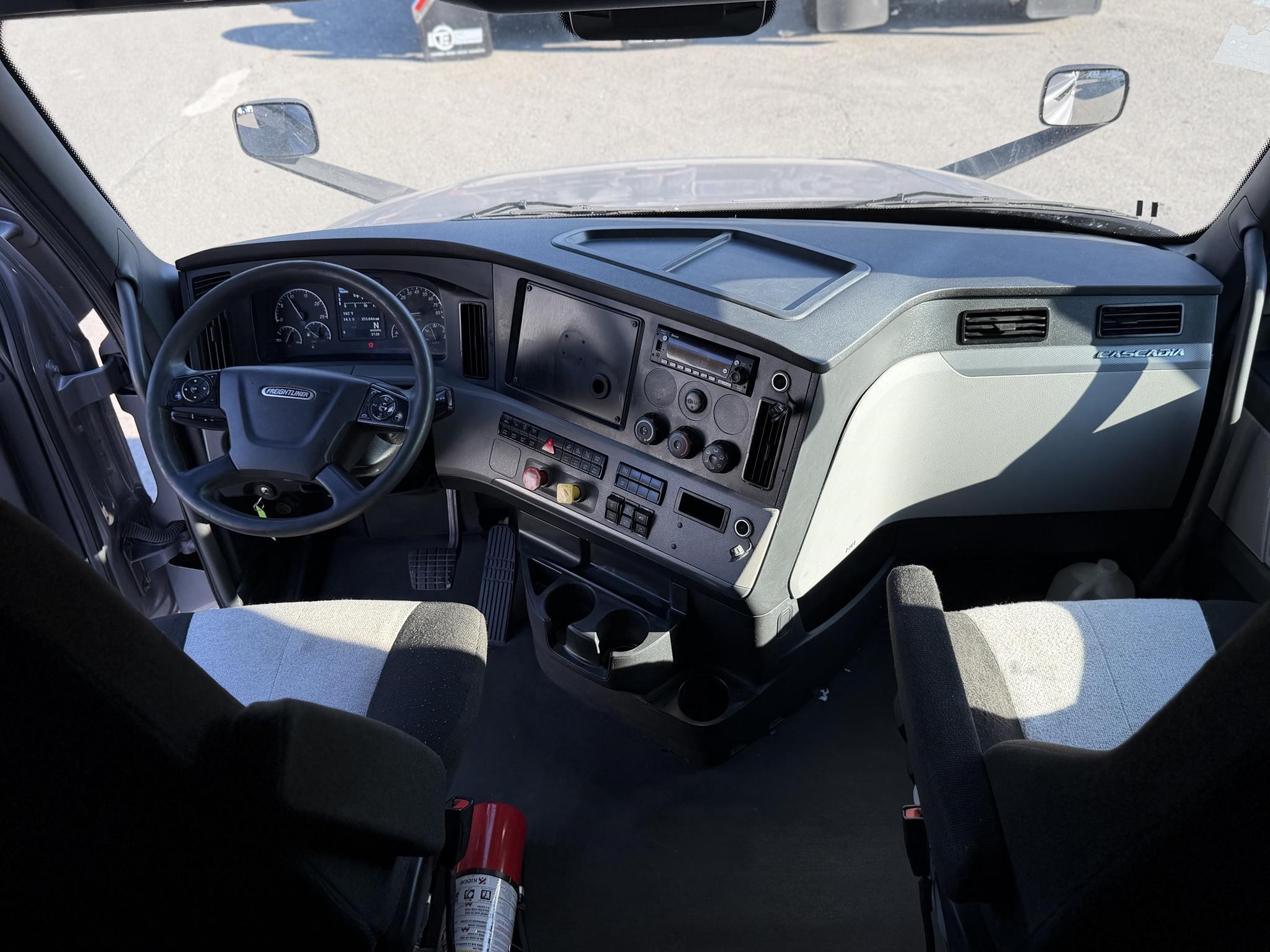 2022 FREIGHTLINER CASCADIA 126 11032524386 2022 FREIGHTLINER CASCADIA 126 11032524386