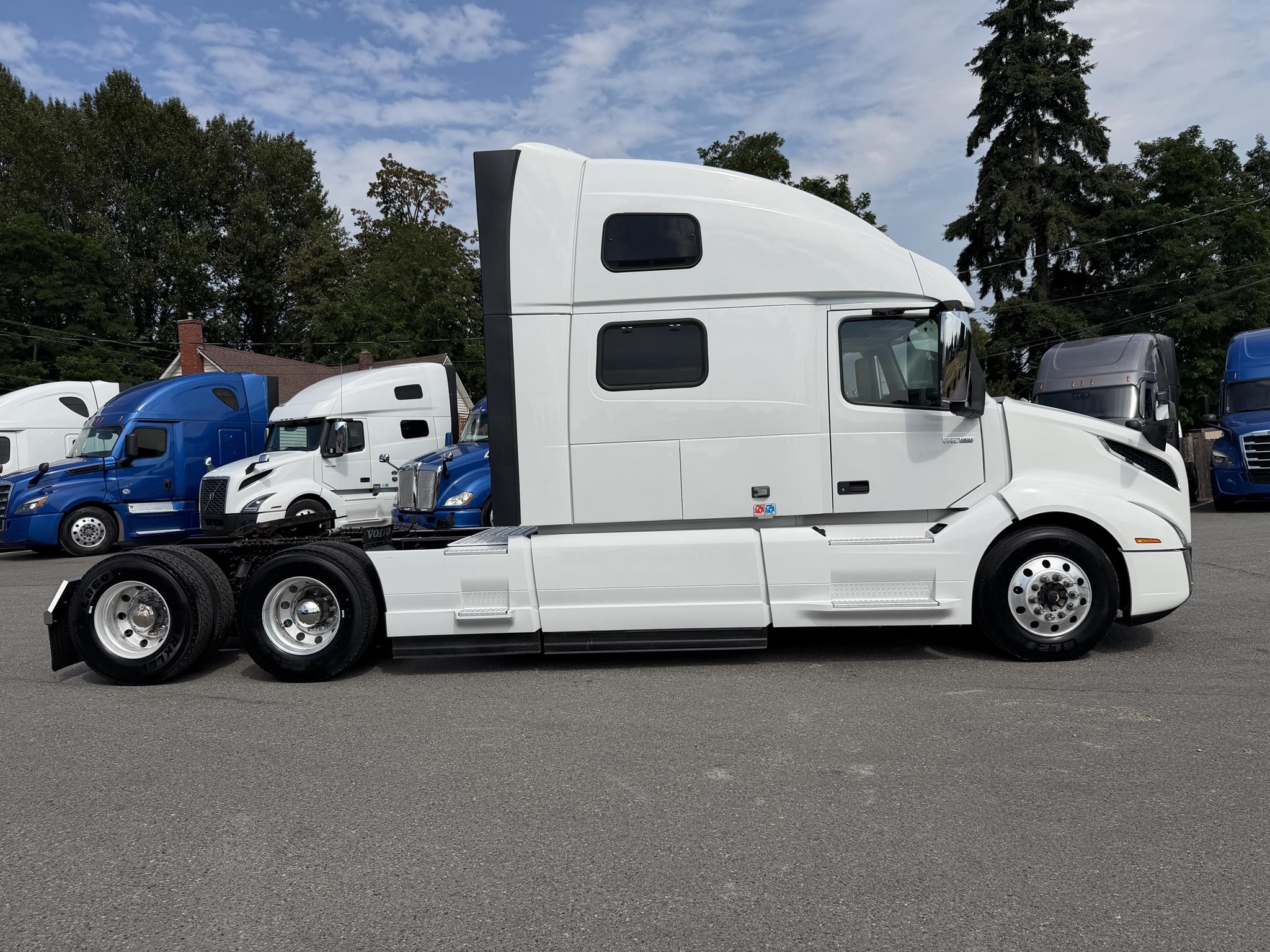 2020 VOLVO VNL64T860 11034964274 2020 VOLVO VNL64T860 11034964274