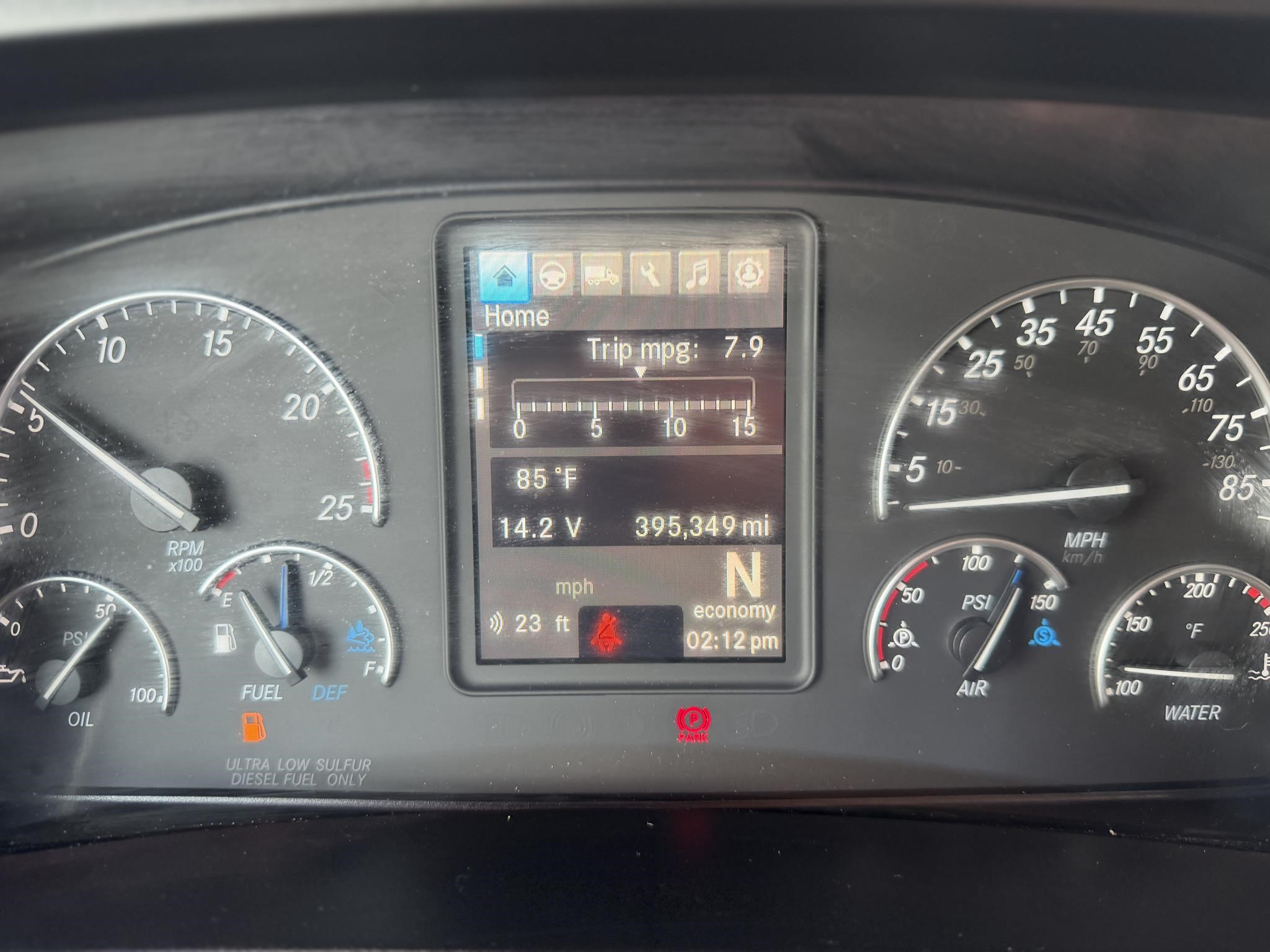 2020 FREIGHTLINER CASCADIA 126 11035587388 2020 FREIGHTLINER CASCADIA 126 11035587388
