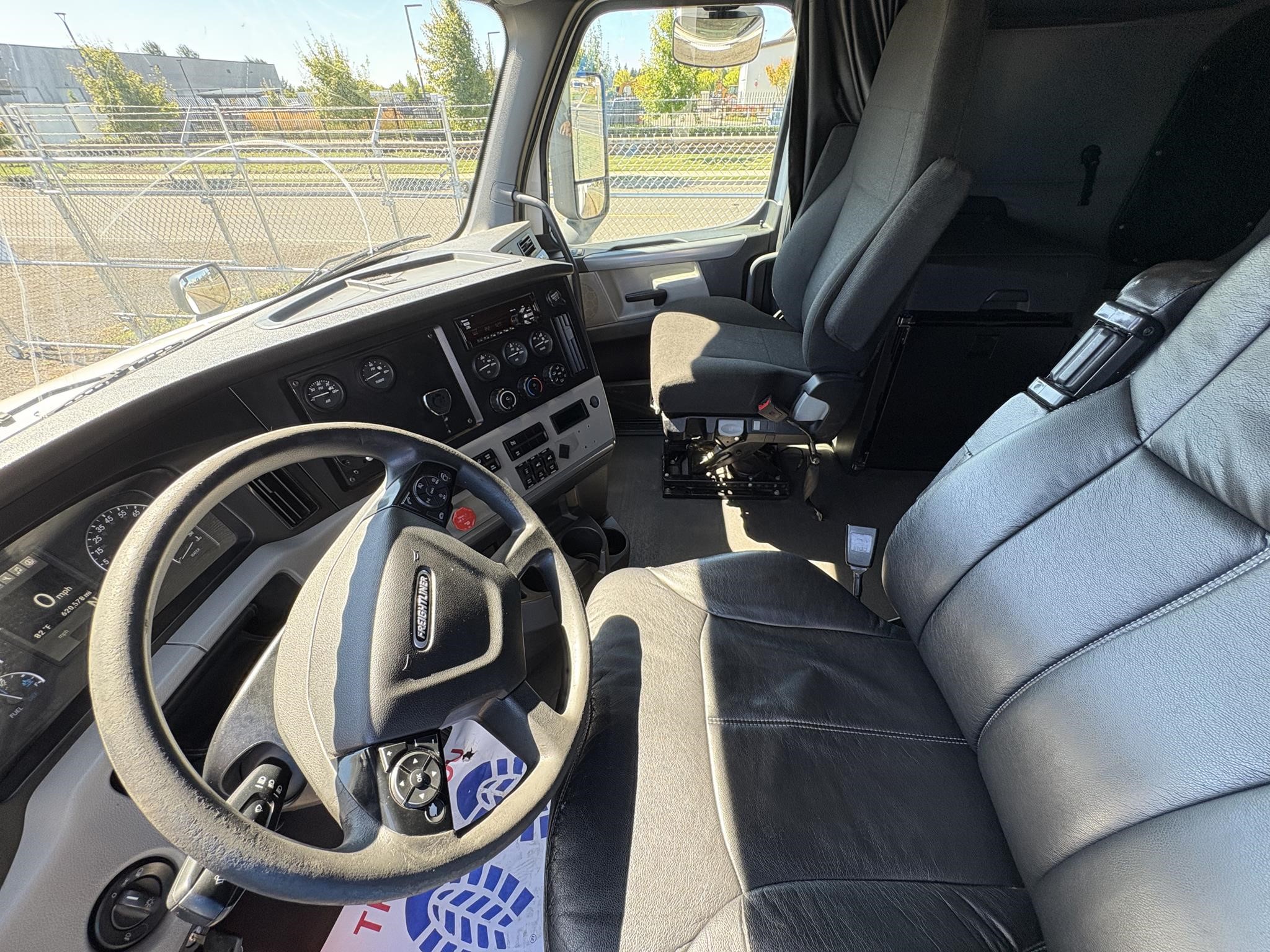 2019 FREIGHTLINER CASCADIA 126 2019 FREIGHTLINER CASCADIA 126 - image 6 of 6