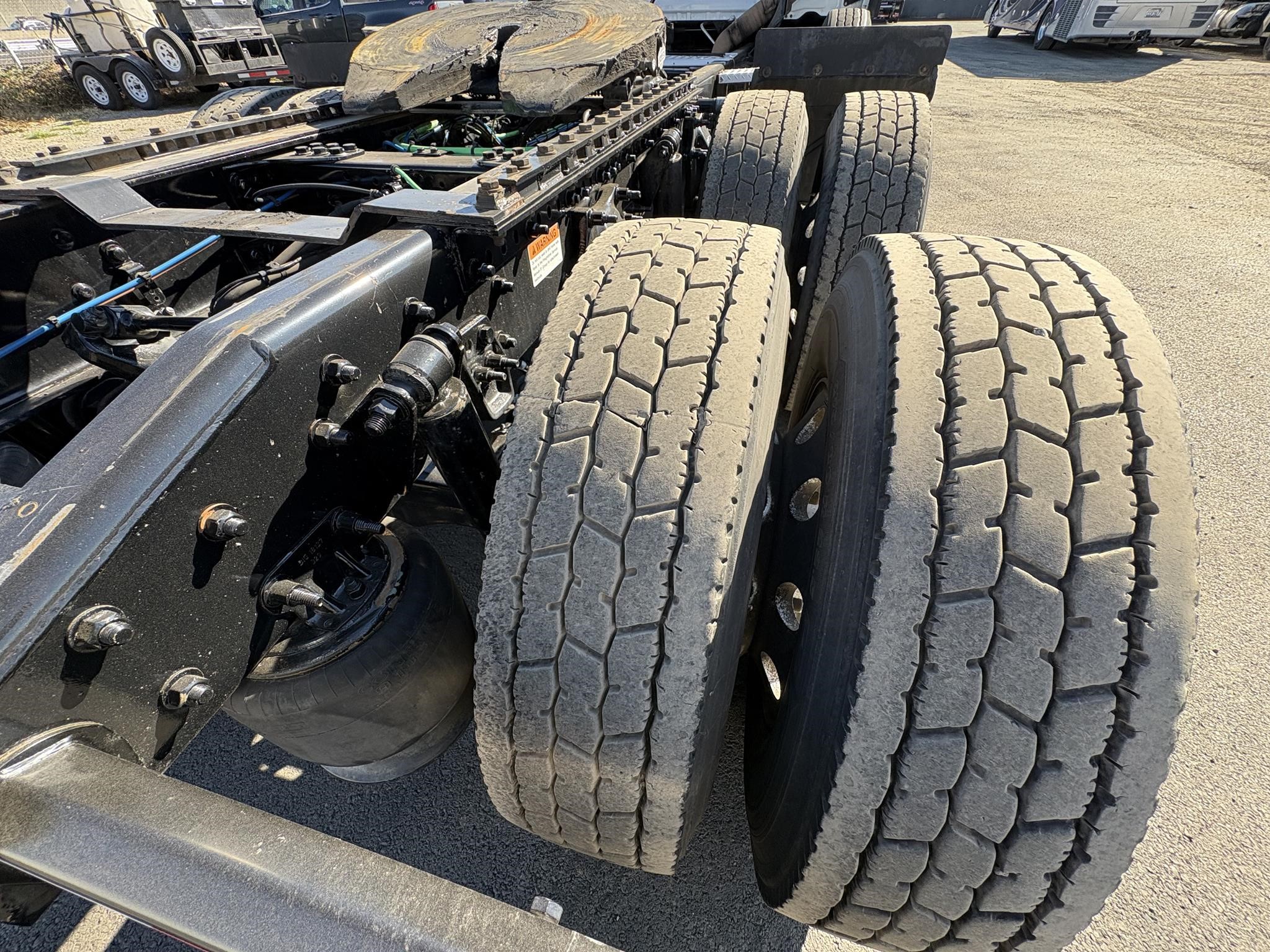 2020 Freightliner Cascadia in Ridgefield, WA — photo 5